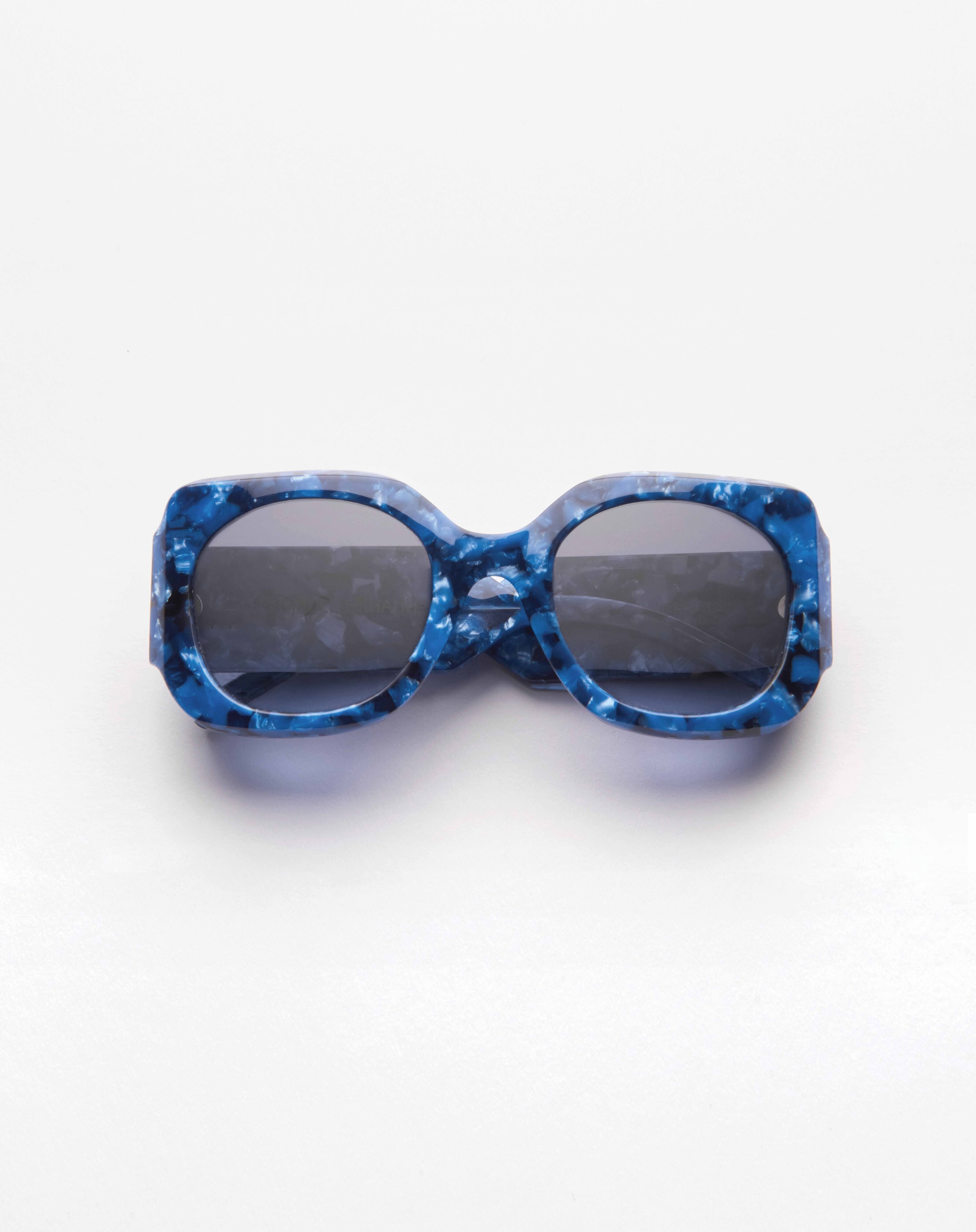 emmanuelle khanh Lunettes de soleil 8065